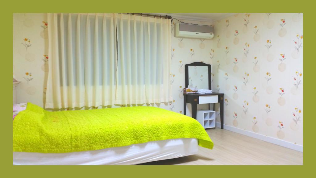 Jeonju Hanok Village Guesthouse ภายนอก รูปภาพ